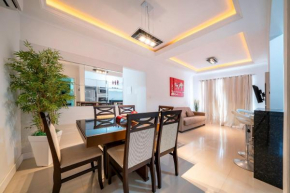 203M - Lindo apartamento a poucos metros do mar em Bombas